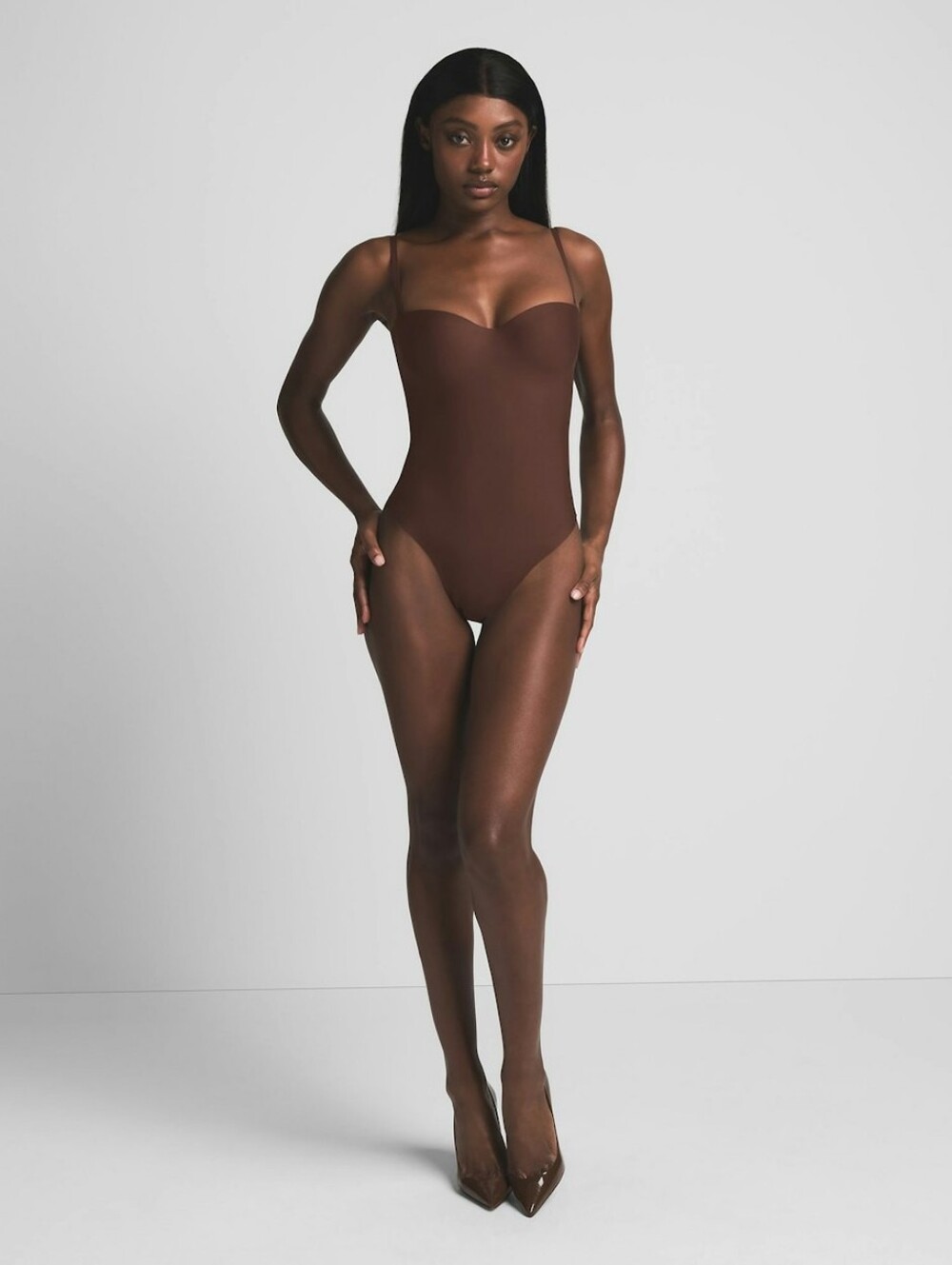 Skims Body Underwire Thong Bodysuit